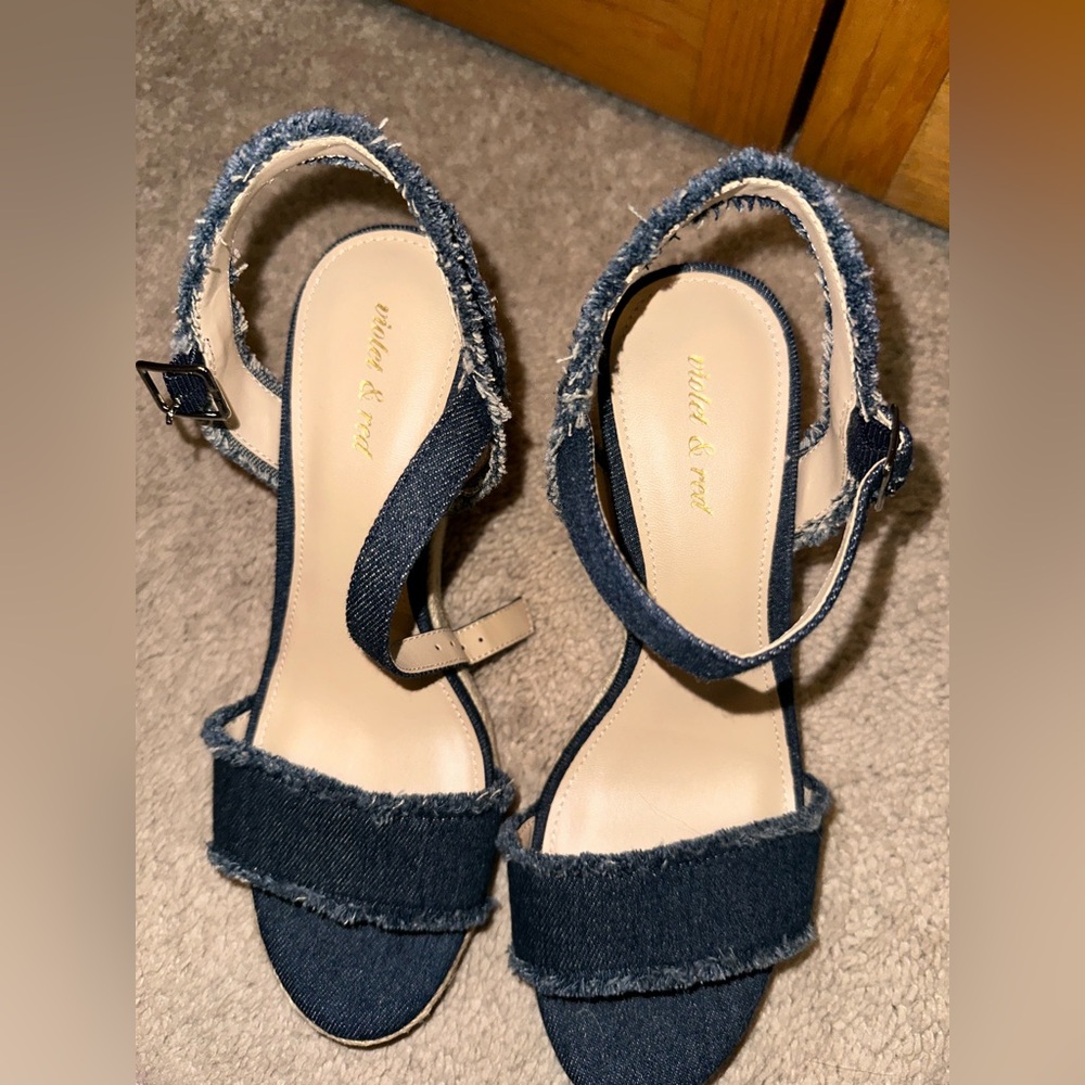 Elegant Blue Ankle Strap Sandals